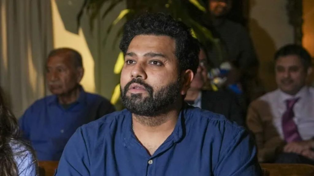 রোহিত শর্মাকে অধিনায়কের পদ থেকে সরিয়ে দেওয়া হতে পারে কারণ নির্বাচকরা ওডিআইতে দীর্ঘমেয়াদী পরিকল্পনা অনুসরণ করার সম্ভাবনা রয়েছে।