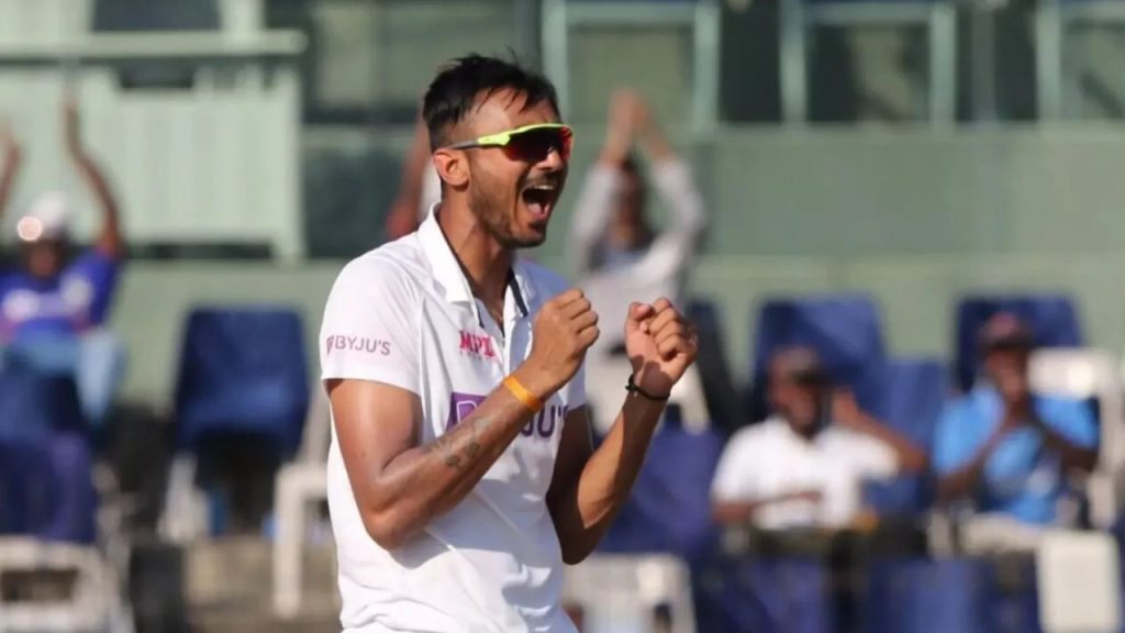 আহমেদাবাদের নরেন্দ্র মোদি আন্তর্জাতিক ক্রিকেট স্টেডিয়ামে অক্ষর প্যাটেলের টেস্ট রেকর্ড কী?